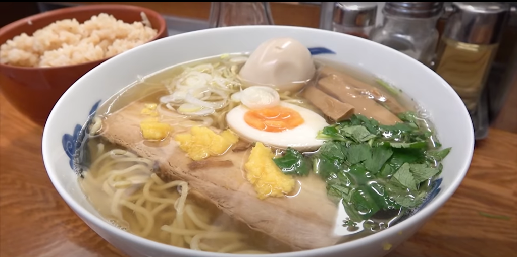 「麺屋ひょっとこ 交通会館店」名店の風格漂う美味しい一杯をいただける