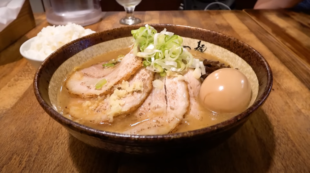 「麺屋 つくし」富山屈指の味噌ラーメン