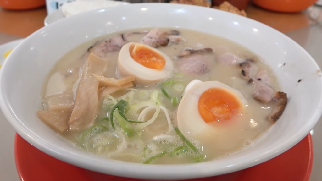 「中華そば高安」さんのラーメン