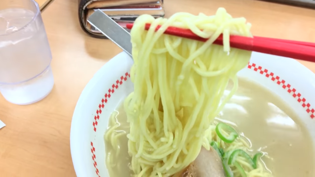 スガキヤラーメンの麺