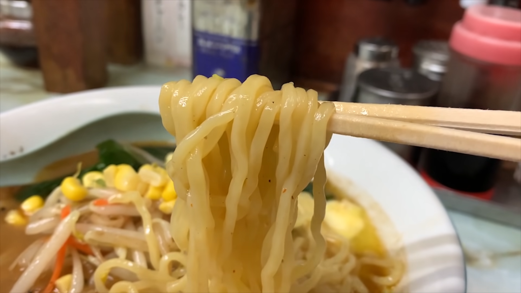 どさん子の味噌ラーメンの麺