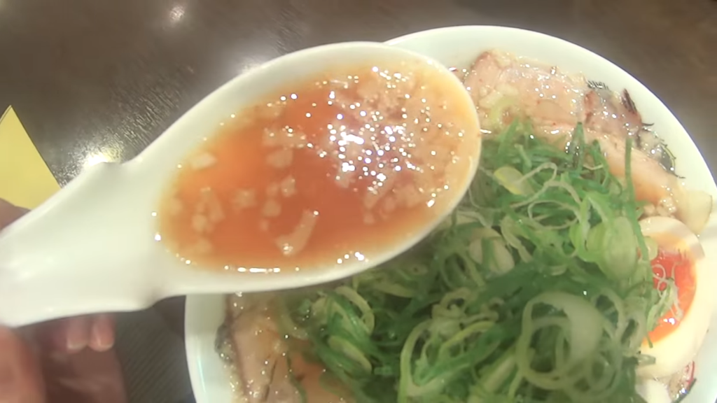 「来来亭石神井店」さんチャーシュー麺のスープ
