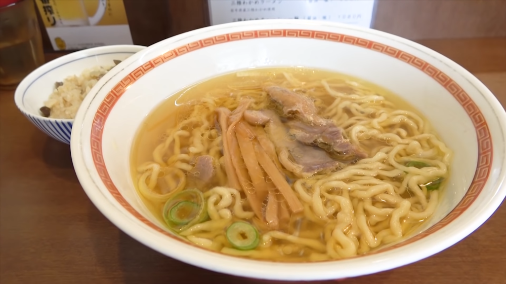 「嘉一」さんの中華そば醤油