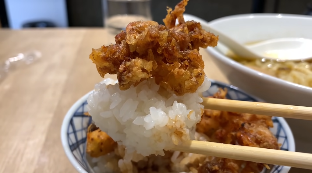 「手打 親鶏中華そば綾川」さんのかき揚げ小丼