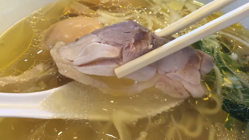 「麺の風祥気」さんの塩そば味玉トッピングのチャーシュー