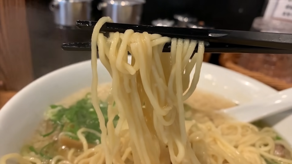 「らーめん一途」さんのらーめんの麺