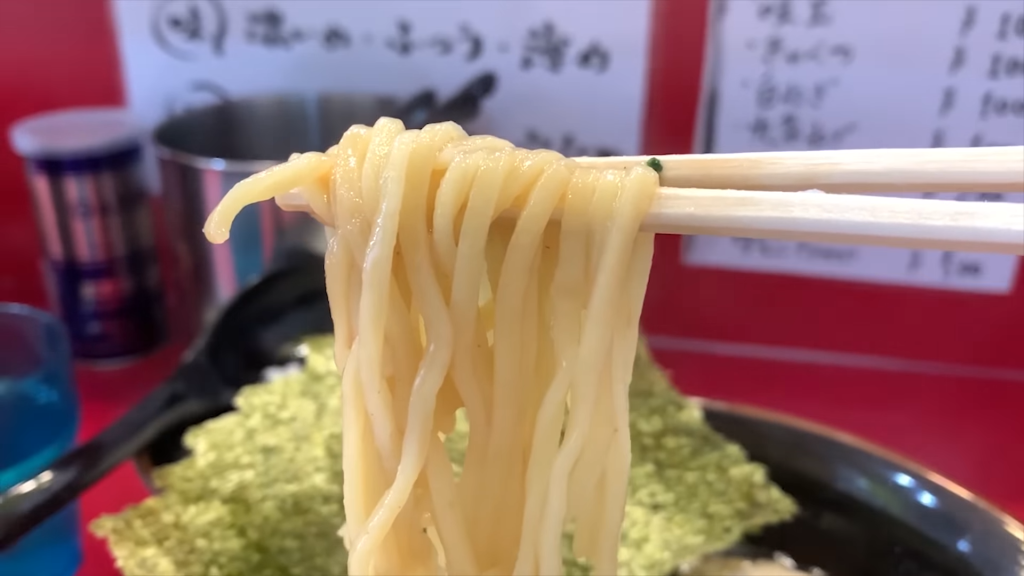 「谷瀬家」さんの特製らーめんの麺